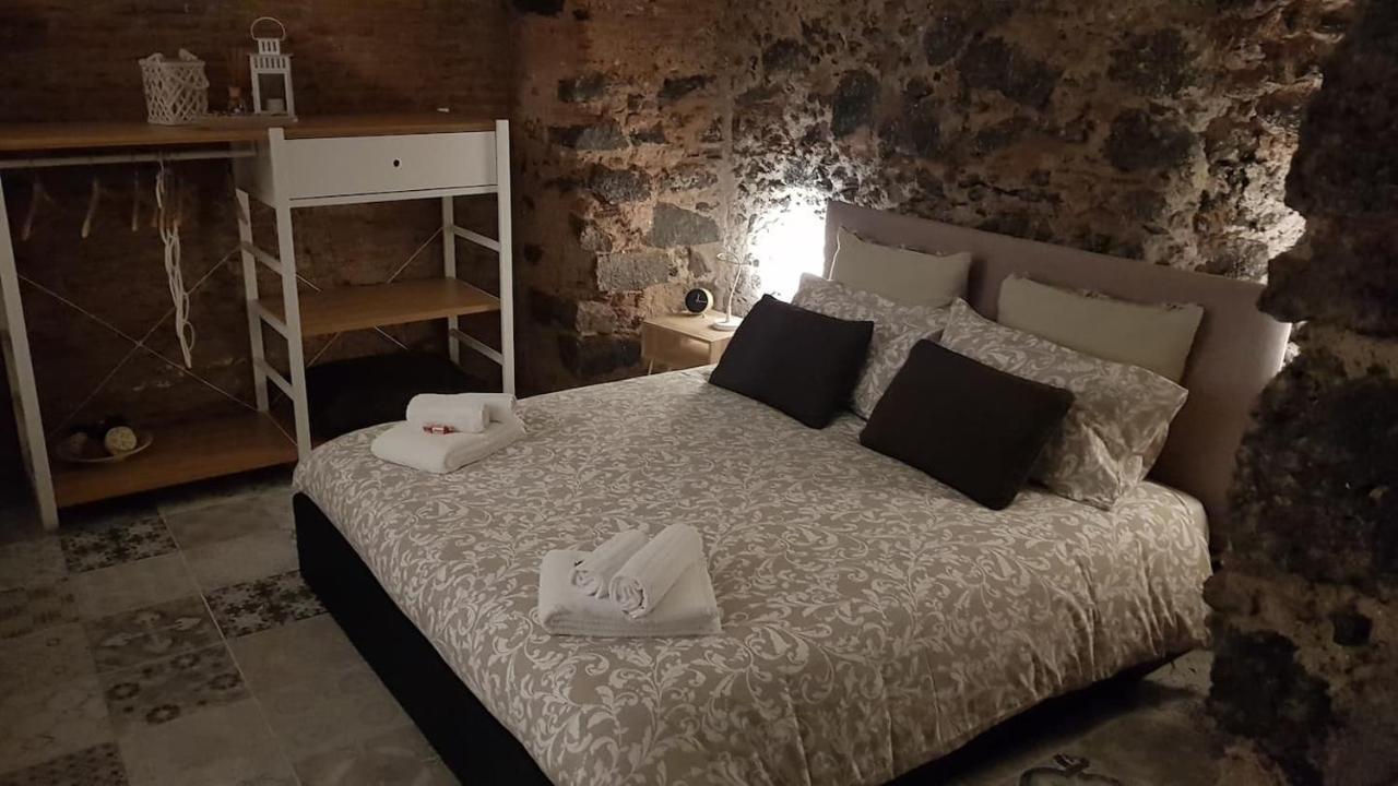 La Piccola Grotta Ursino Villa Katanya Dış mekan fotoğraf